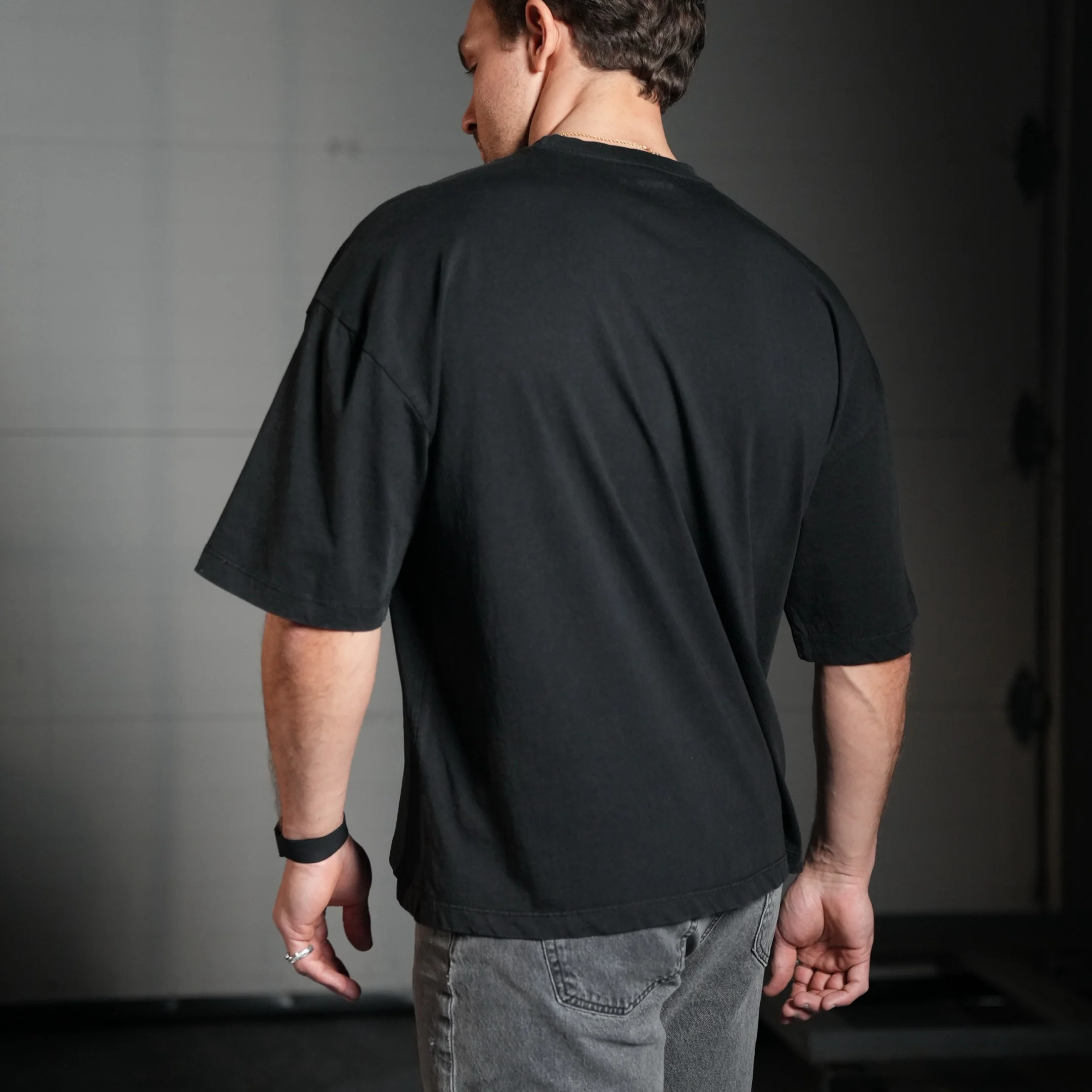 HERITAGE TEE - REPEAT / BLACK WASH - Image 3