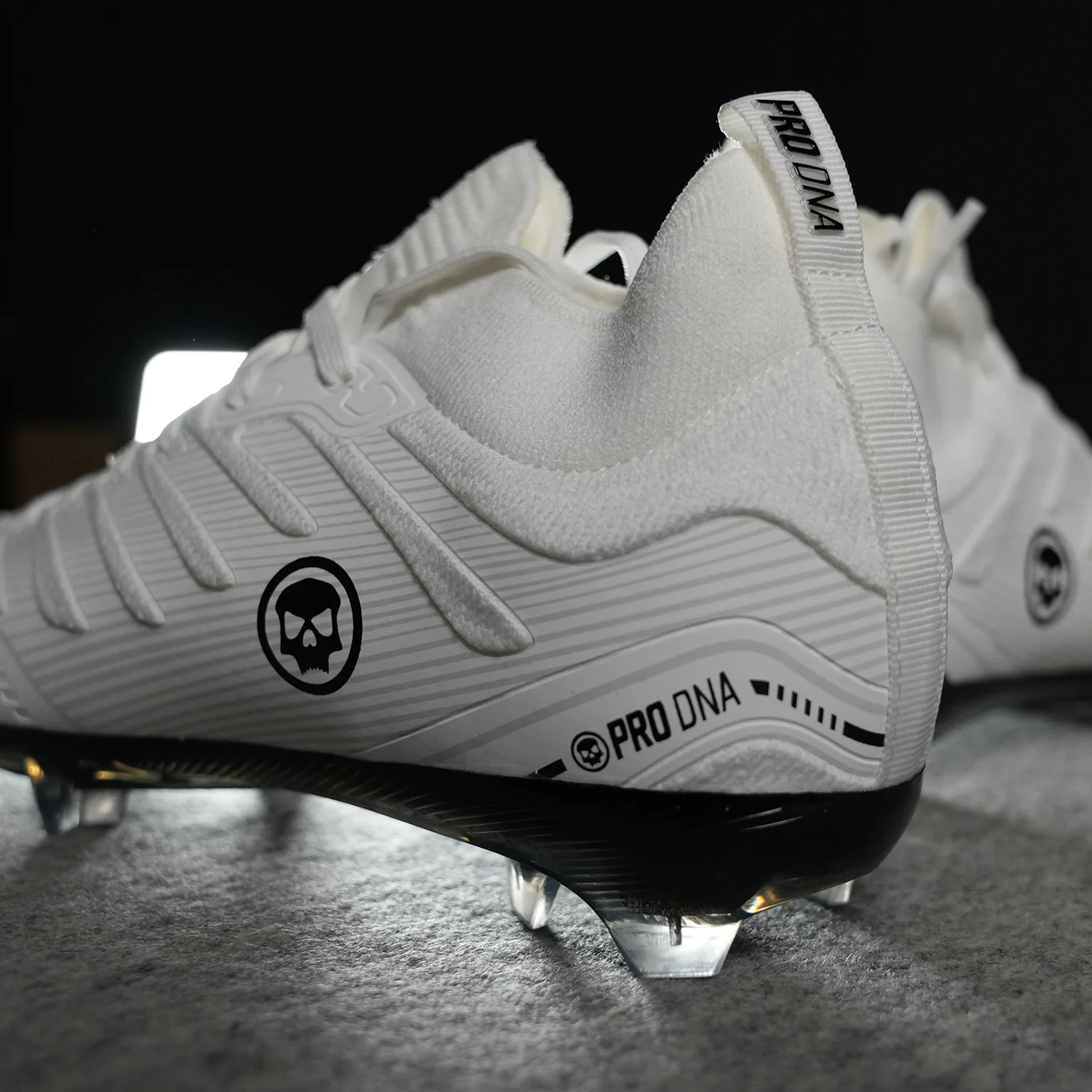 PRO DNA™ VOLTRAX CLEATS - WHITE - 10-PACK BUNDLE 60% MARGIN - Image 7